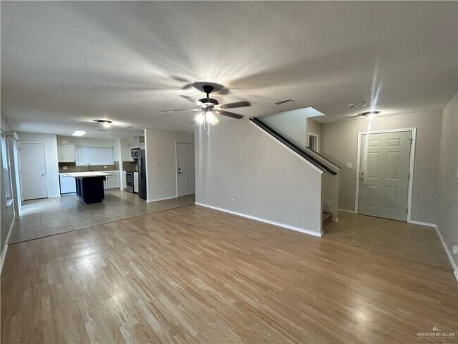 Building Photo - 1908 W 40th St