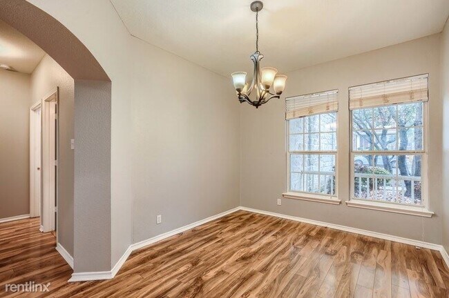 Building Photo - 4 br, 2.5 bath House - 227 Red Hawk Ridge ...