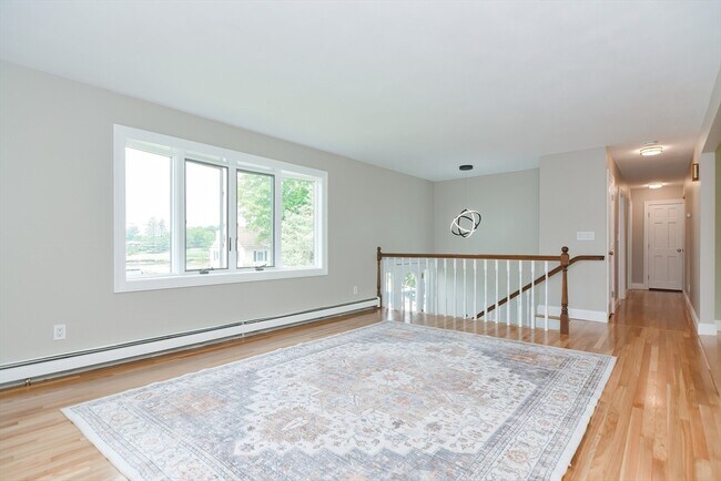 Building Photo - 34 Riverview Ave