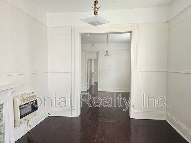 Building Photo - 3032 Palmyra St