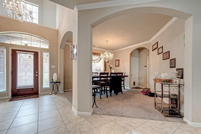 Building Photo - 8110 Prairie Sage Dr
