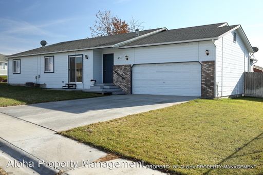 Primary Photo - 431 Stony Meadow Dr