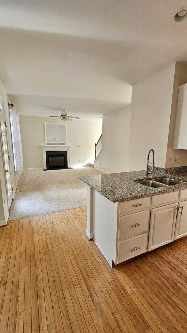 Foto del edificio - 7 Woodsage Ln