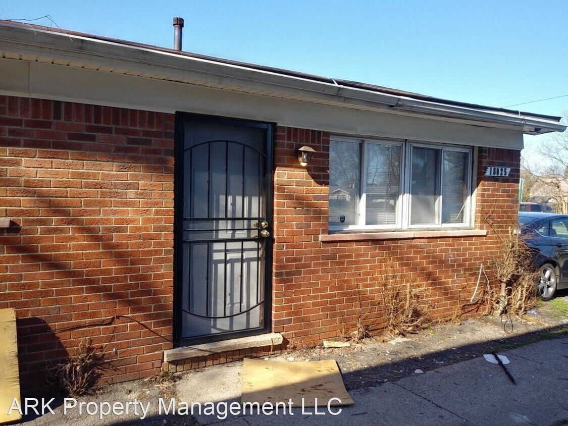 Primary Photo - 18025 Greenfield Rd