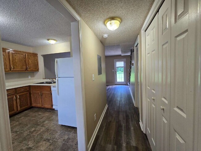 Foto del edificio - 2100 Ringgold Ct