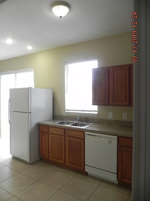 Foto del edificio - Large 4/3 Duplex in Kissimmee!!!