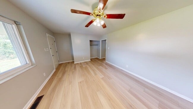 Foto del edificio - 78 Township Rd