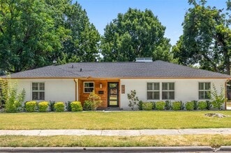 Building Photo - 6746 Braeburn Dr
