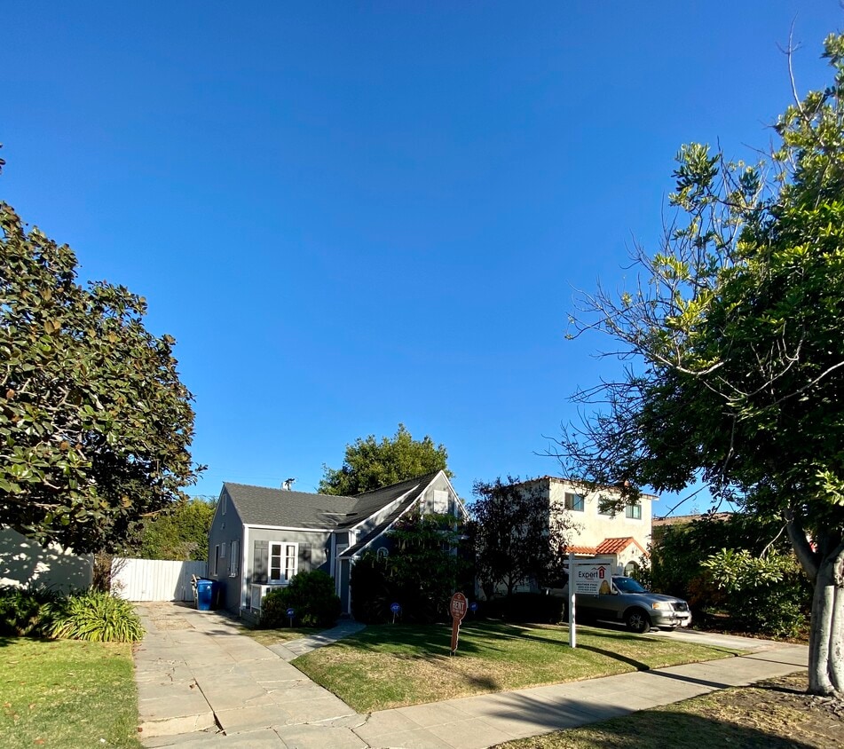 2310 Manning Ave, Los Angeles, CA 90064 House Rental in Los Angeles