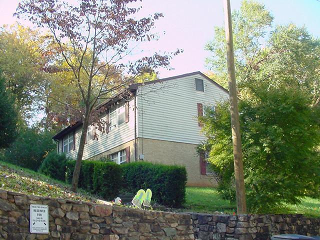 Building Photo - 944 Floyd Ave SW