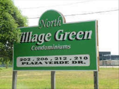 North Village Green Condomiño - Plaza Verde Condos for Rent