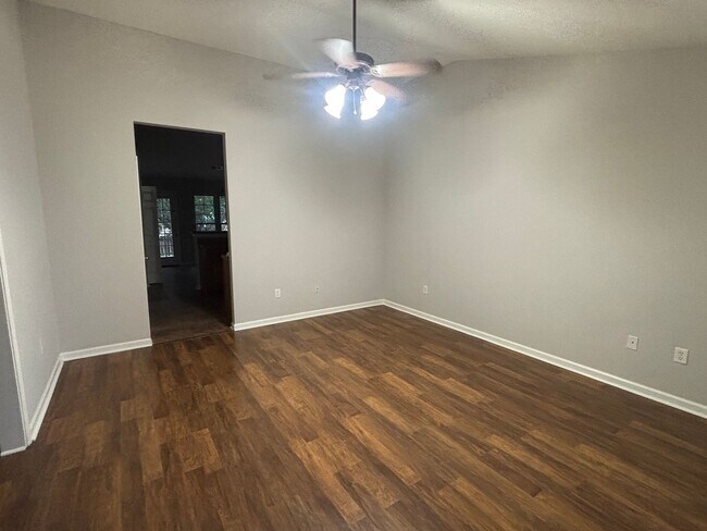 Building Photo - ***JUST REDUCED***5481 Kristy Lane Southav...