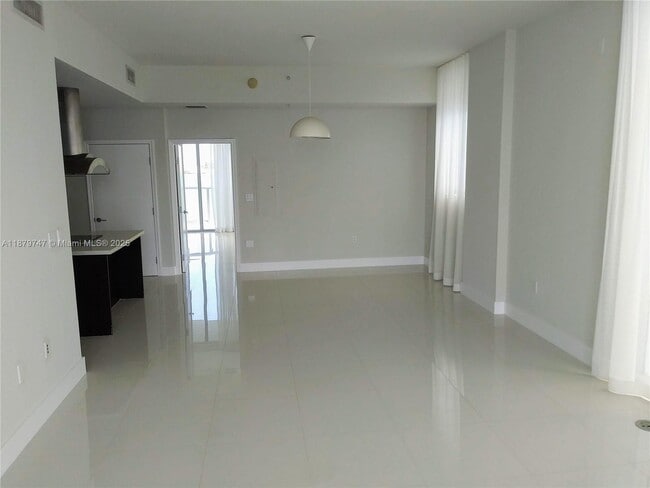 Building Photo - 7928 East Dr