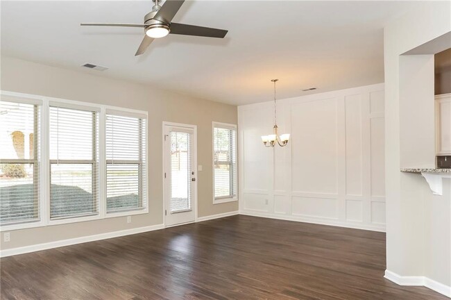 Foto del edificio - 3452 Baylor Cir