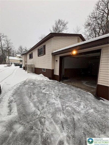 Foto del edificio - 9203 Westwood Dr