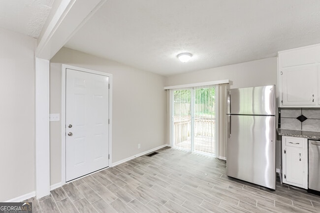 Building Photo - 134 Ventnor Ct