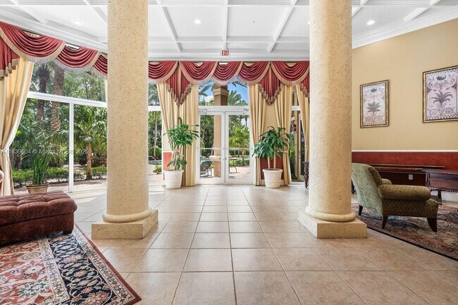 Foto del edificio - 17100 N Bay Rd