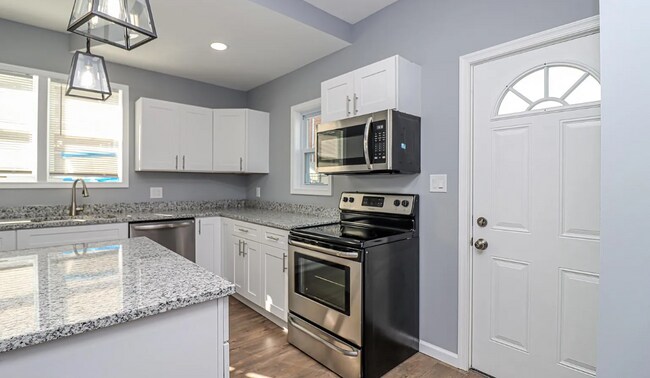 Kitchen A - 2642 Kennedy Ave