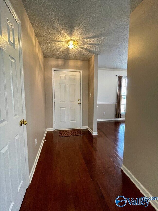 Foto del edificio - 126 Champions Green Dr