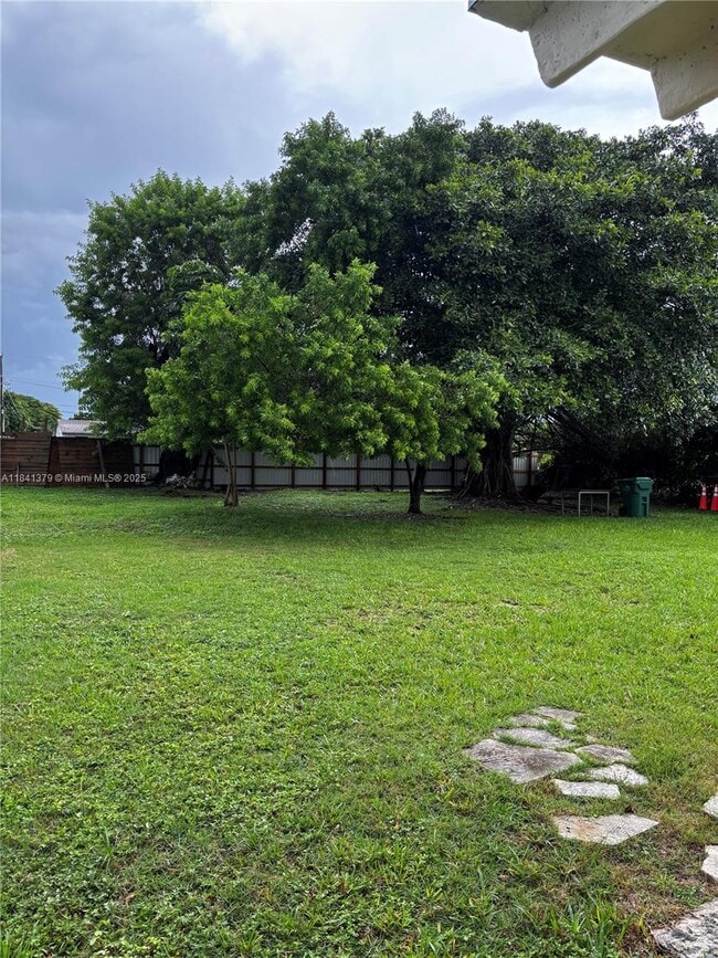 Foto del edificio - 26500 SW 138th Ave