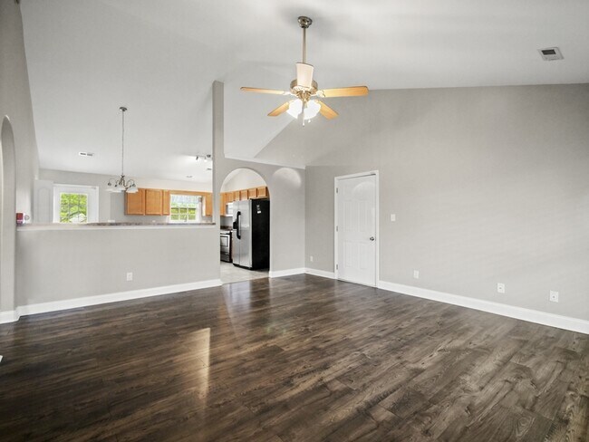 Foto del edificio - 6554 Colossal Ln