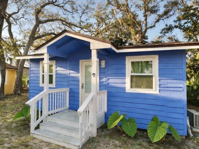 Foto del edificio - 229 Florida Blanca Pl SE