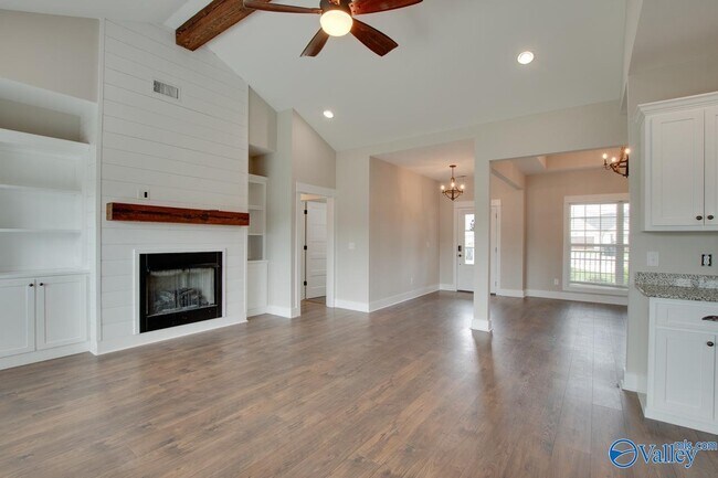 Foto del edificio - 1837 Saddle Trace Ln SE