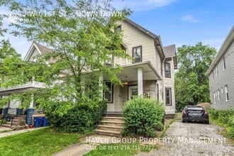 Building Photo - 1345 W 61st St