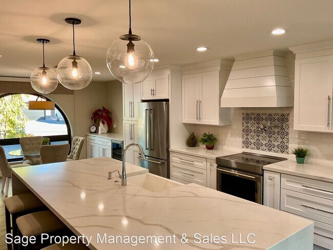 Foto del edificio - 4 br, 2 bath House - 8565 E Via De Encanto