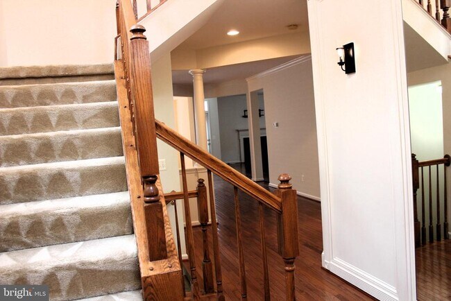 Building Photo - 7967 Almeda Ct