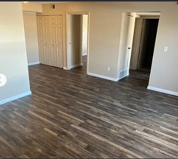 Foto del edificio - 3550 S Harlan St