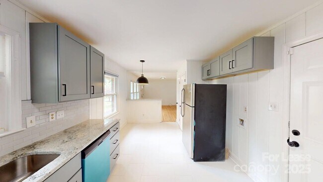 Building Photo - 1510 Woodhill Ln