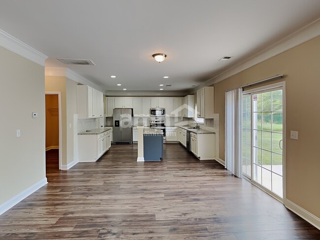 Foto del edificio - 6716 Evanton Loch Rd