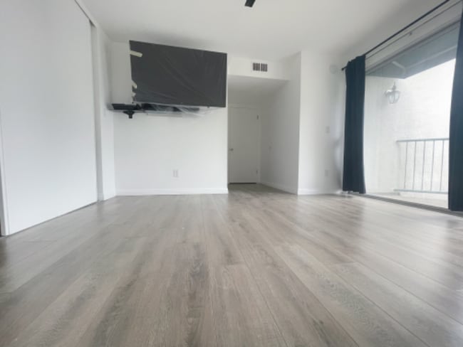 Building Photo - 18526 Mayall St