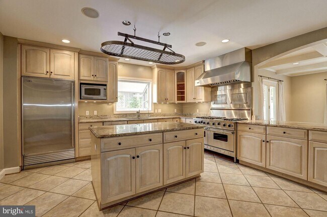 Foto del edificio - 5119 Manning Dr