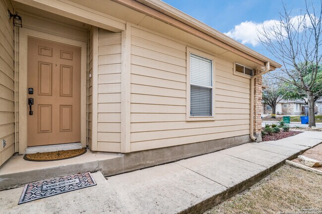 Photo - 9011 Gill Bridge Apartment