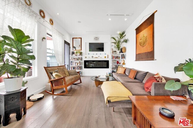 Foto del edificio - 4839 Seldner Ave