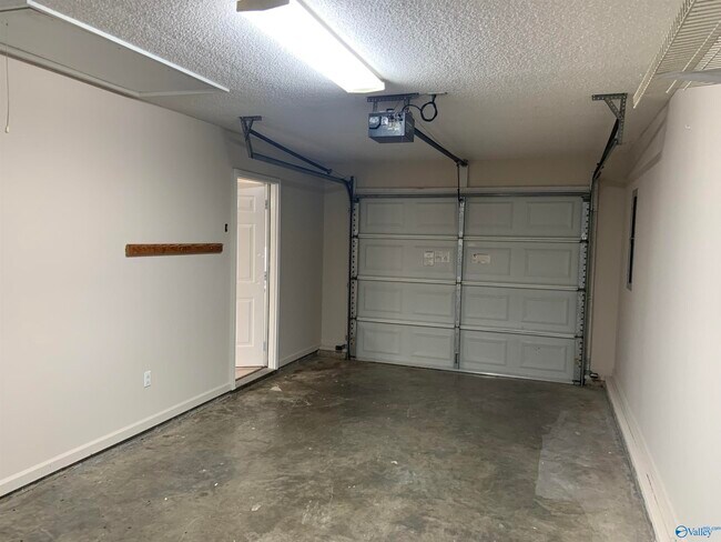 Foto del edificio - 2721 Columns Way SW