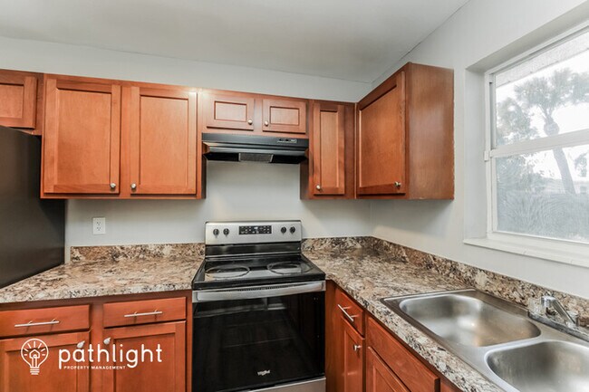 Building Photo - 4775 Grobe St, North Port, FL, 34287