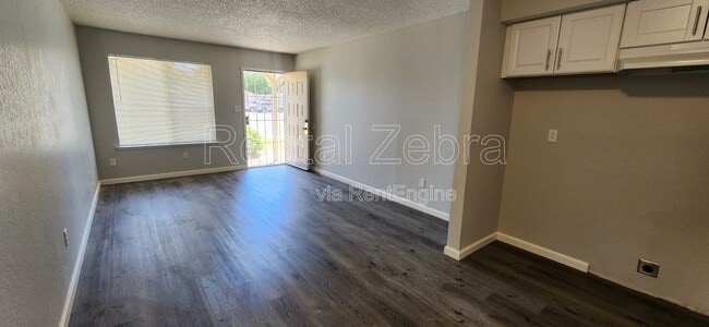 Building Photo - 1181 Kelso St