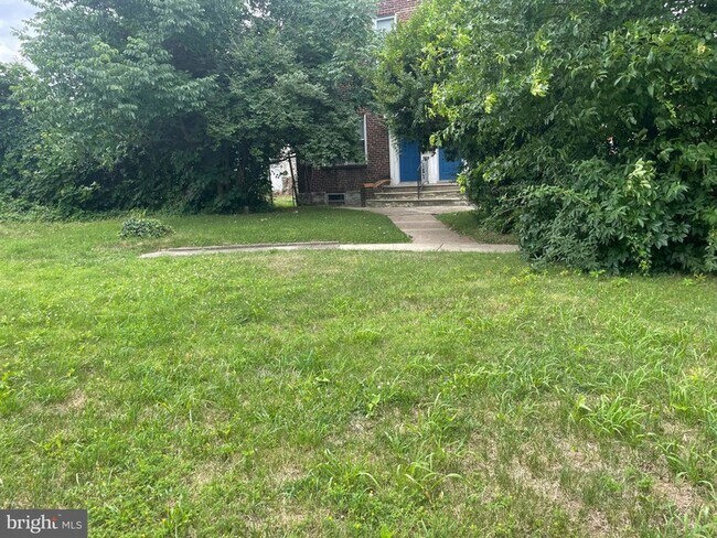 Foto del edificio - 412 E Walnut Ln