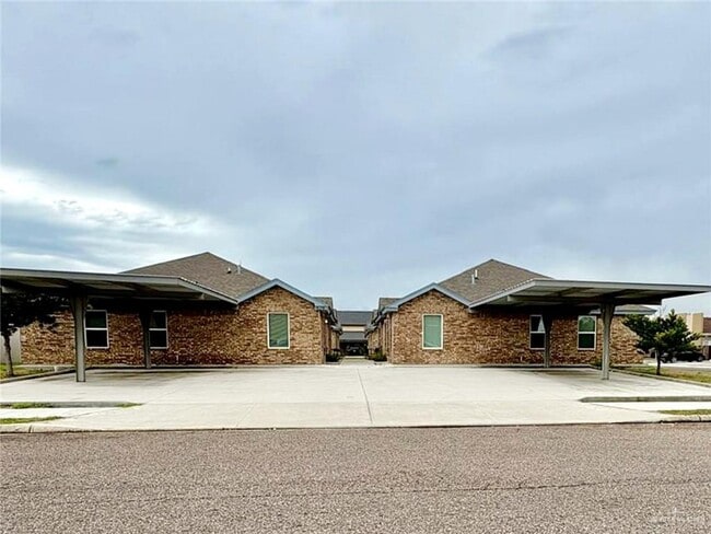 Building Photo - 9 S Missouri St