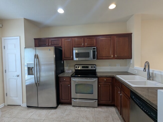 Kitchen2 - 8079 Summer Bay Ct