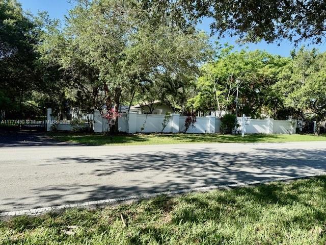 Foto del edificio - 9450 SW 104th St