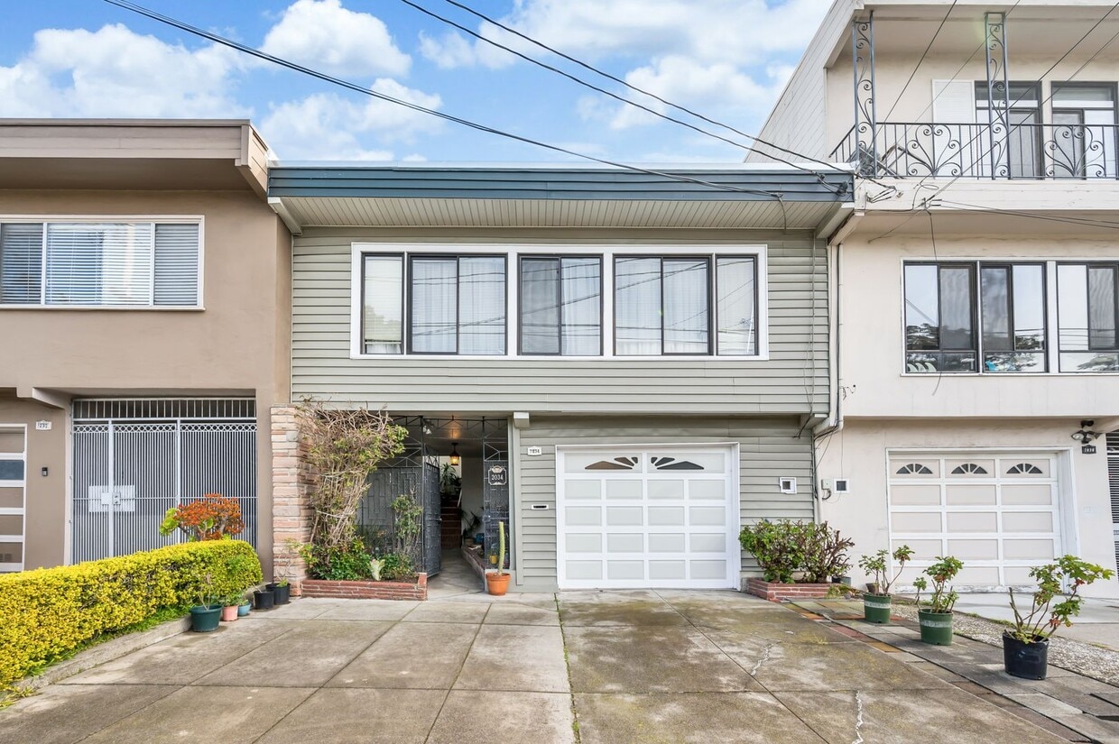 Primary Photo - Sunset District Sanctuary: Cozy One Bedroo...