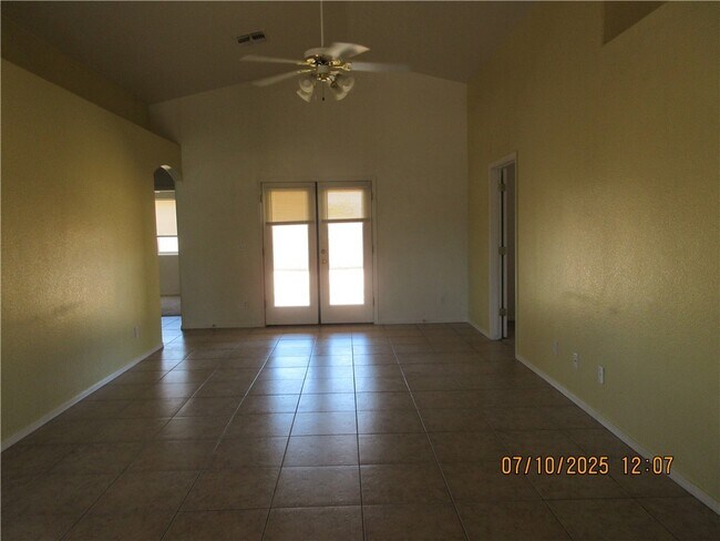 Foto del edificio - 3256 N Yuma St