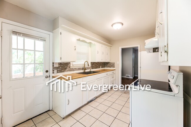 Foto del edificio - coming soon