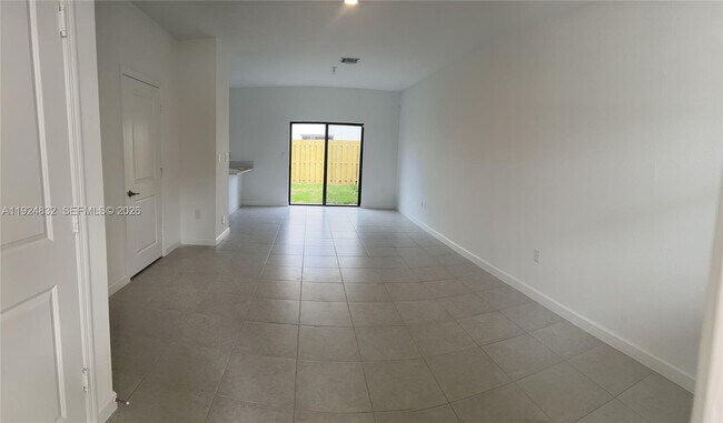 Foto del edificio - 24559 SW 119th Pl