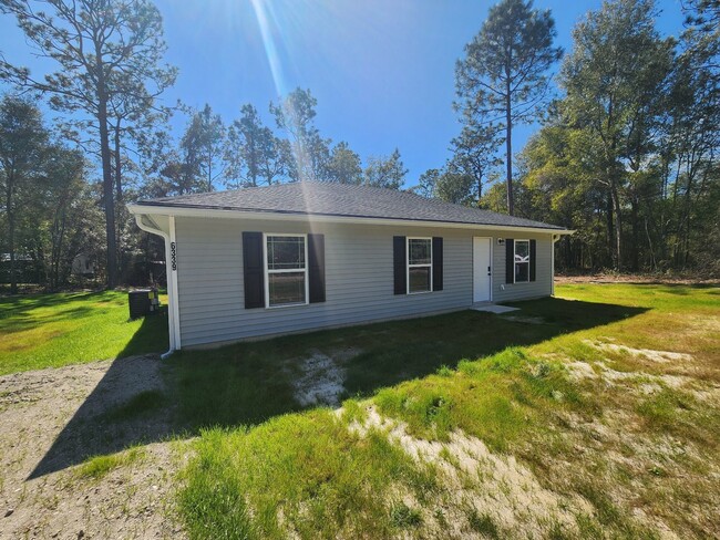 Building Photo - "Charming 3-Bed, 2-Bath Retreat at 6343 Bo...