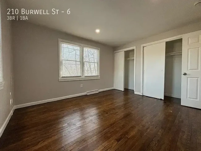 Building Photo - 210 Burwell St